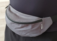 Small sports waist bag for women and men.