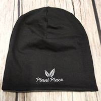 Two-layer cotton hat in black-graphite.